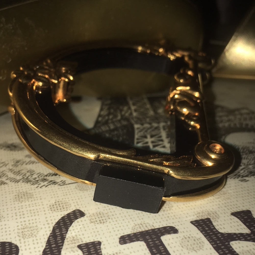 Dolce & Gabbana (DG) heels - Picture 8 of 12